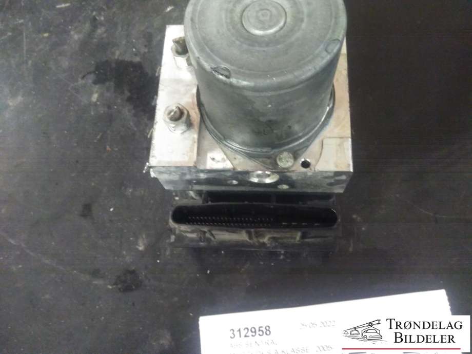 ABS sentral til Mercedes A-Klasse 2005-2012 (W169) (W169) (BOSCH|0 265 950 986|)