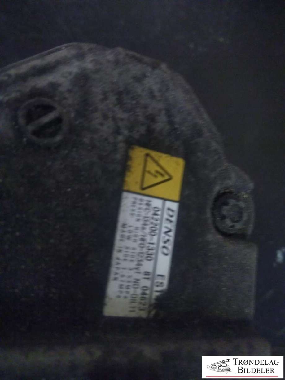 Aircondition kompressor hybrid til Toyota Auris 2015-2019 (Type II, Fase 2) (DENSO|88370-47033|042200-1330|88370-47030|88370-47031|88370-47032|51-0895|ACP994|042200-0420)