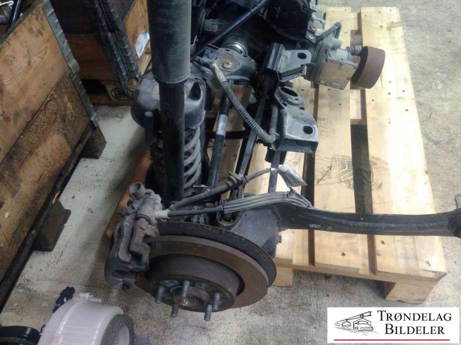 Bakstilling til Volvo V40 2012-2019 (TRAV:31476650|KARD: P1216683|DRIV: 38012476)