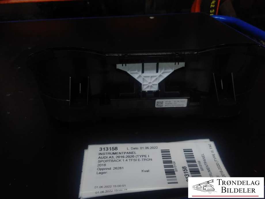 Instrumentpanel til Audi A3 2016-2020 (Type III, Fase 2)  (8V0 920 974 D|A2C13925200|)