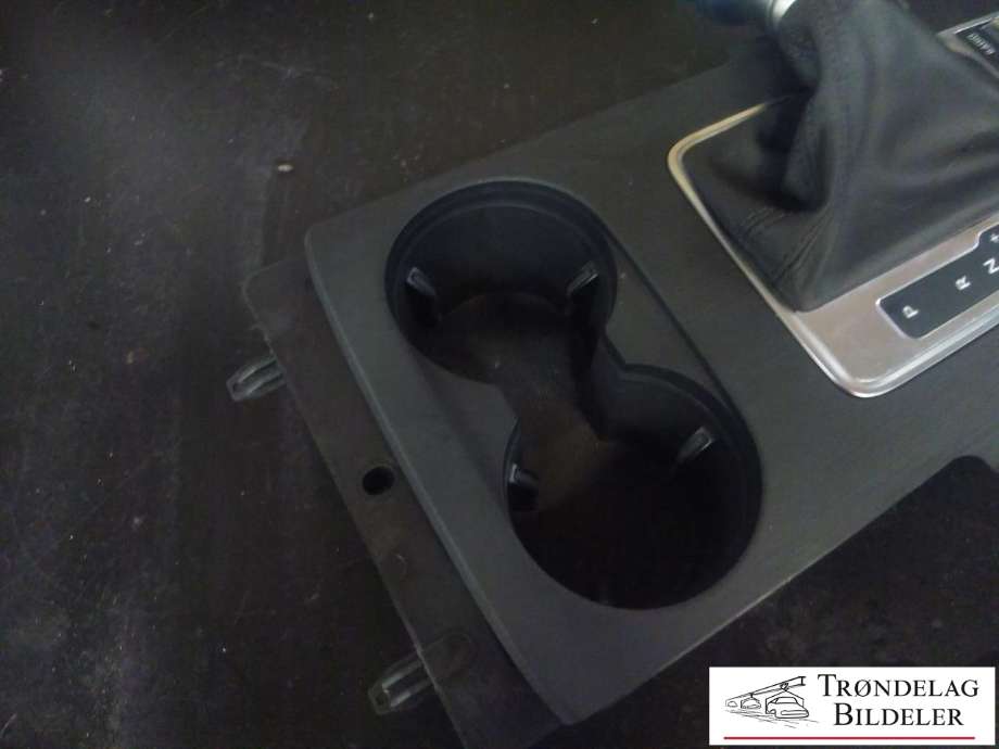 Bilstereo navigasjon betjeningspanel til Audi A3 2016-2020 (Type III, Fase 2)  (8V0 919 614 BB|8V1 713 463 B|)