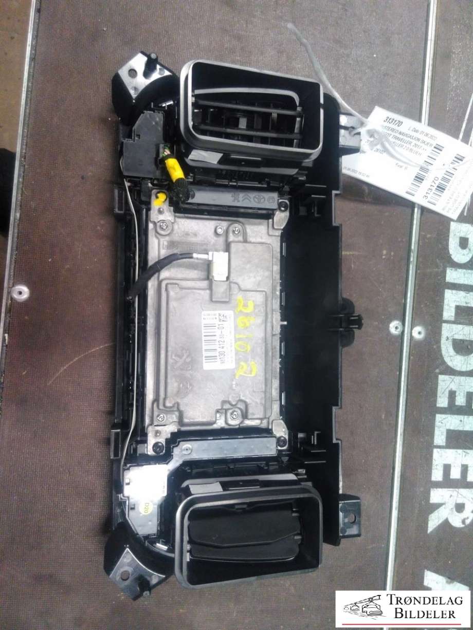 Bilstereo navigasjon skjerm til Peugeot Traveller 2017-->>  (CONTINENTAL|9813041280-01|)