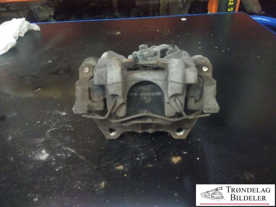 Bremsecaliper venstre bak, elektrisk til Audi A3 2016-2020 (Type III, Fase 2) (8V0 615 423|8V0 615 423 D|8V0 615 425|8V0 615 425 SL7|3Q0 998 281|8V0 998 281|272X10MM)
