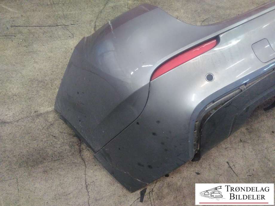 Støtfanger bak til BMW X1 2009-2015 (E84) (E84) (51 12 2 993 568|51 12 8 039 898|51 12 8 038 993)