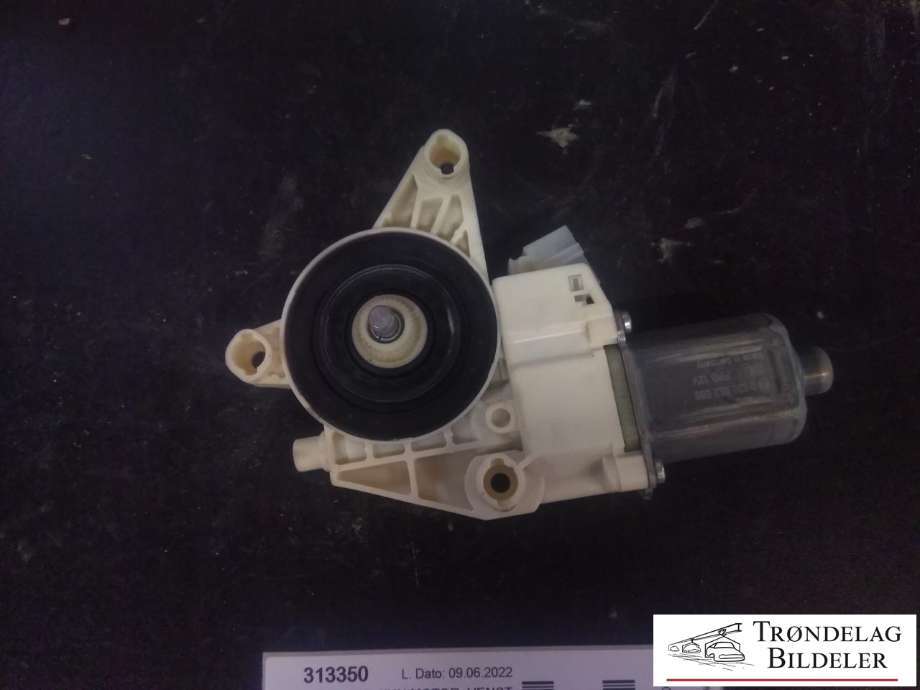 Ruteheis, kun motor, venstre foran til Mercedes Vito 2014-->> (W447) (W447) (A 447 906 35 00|)