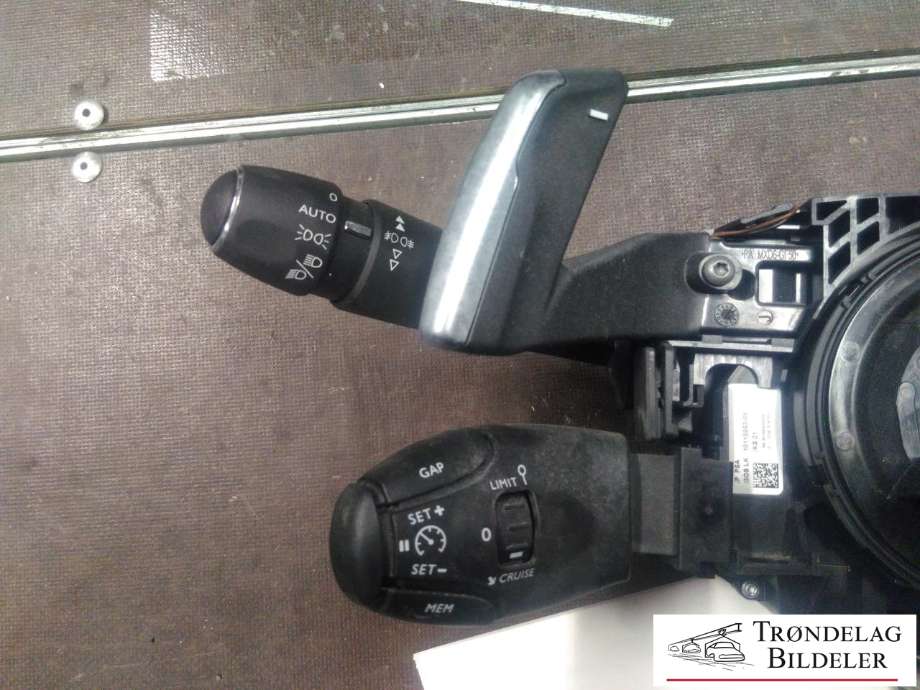 Bryter combi til Peugeot 3008 2016-->> (Type II)  (COMEVO|98262588ZD|)