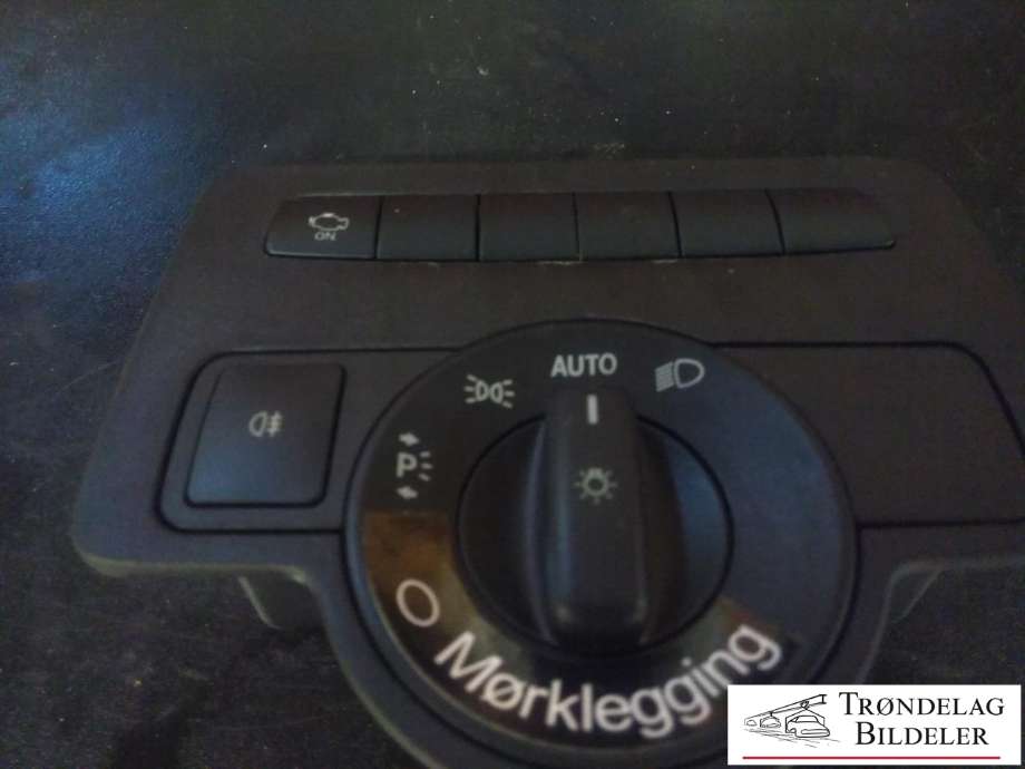 Bryter lys til Mercedes Vito 2014-->> (W447) (W447) (A 246 905 02 50|A 447 905 85 02|)