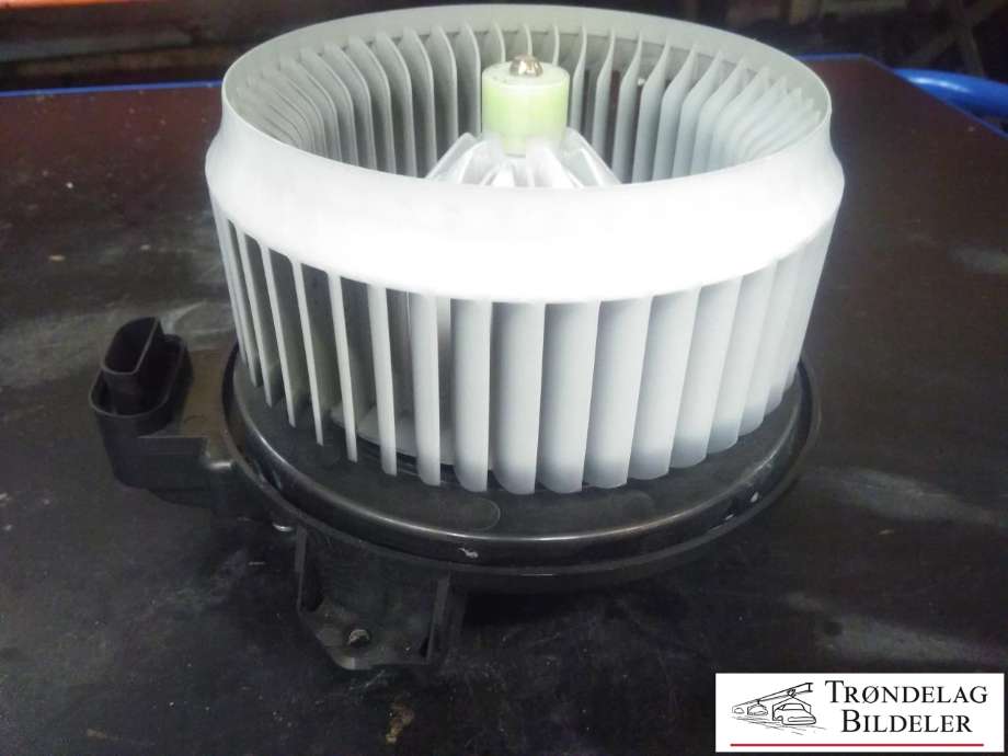 Varmeapparat motor til Toyota RAV4 2013-2015 (Type IV, Fase 1)  (272700-8104|)