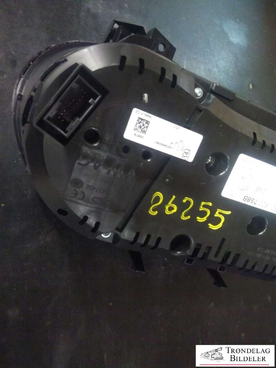 Instrumentpanel til Škoda Octavia 2013-2016 (Type III, Fase 1)  (5E0 920 758 B|)