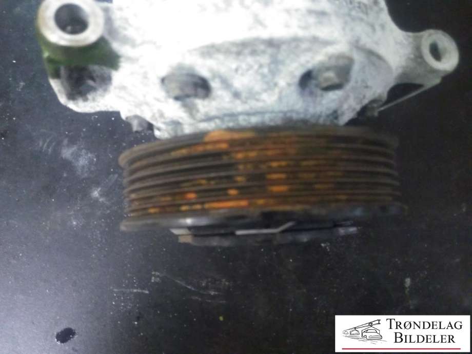 Aircondition kompressor til Škoda Octavia 2013-2016 (Type III, Fase 1) (SANDEN|5Q0820803F|5Q0820803K|890632|5Q0820803D|5Q0820803J|5Q0820803G|1K0820803A|1K0820803B|1K0820803H|1K0820803K|1K0 820 859 S|1K0820803M|5Q0820803M|5Q0 820 803 C|1K0820803J|1K0820803N|1K0820803P|1K0820803Q|1K0820803S|5K0820803|5K0820803A|5K0820803B|5K0820803C|5K0820803D|5K0820803E|5K0820803F|5K0820803G|5K0820803H|5K0820803J|5K0820803K|5N0820803|5N0820803A/B|5N0820803C|5N0820803D|5N0820803H)