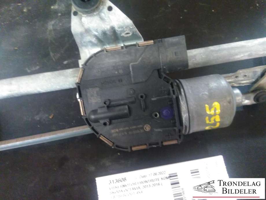 Viskermotor frontrute komplett m/overføring til Škoda Octavia 2013-2016 (Type III, Fase 1)  (BOSCH|5E1 955 119|1 397 220 689|)