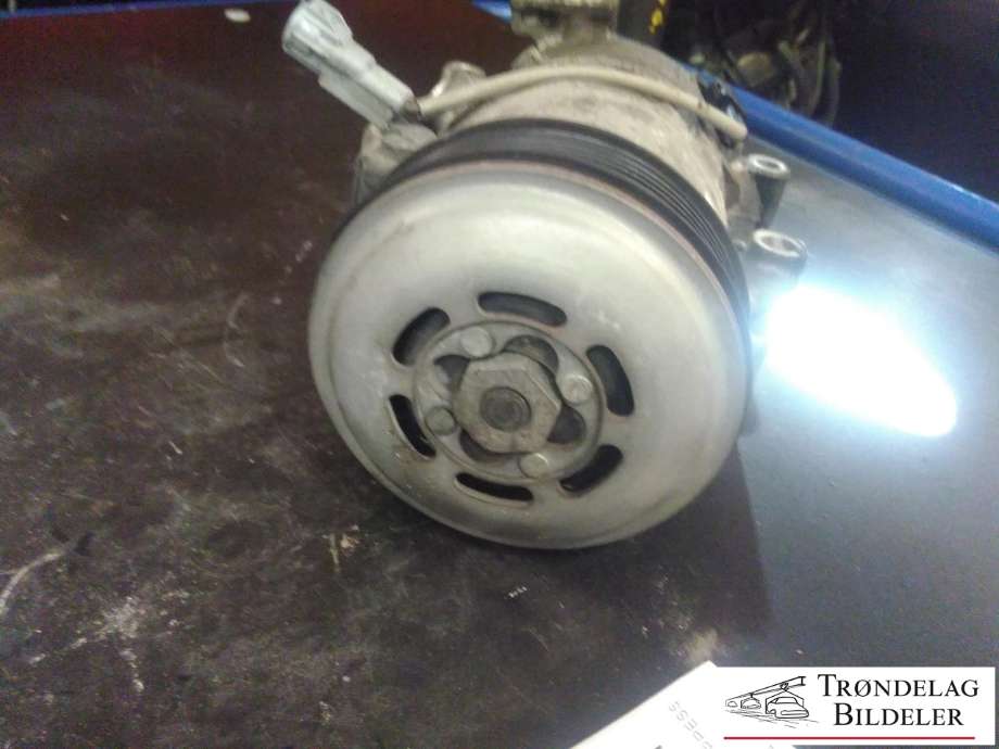 Aircondition kompressor til Toyota Yaris 2012-2014 (Type III, Fase 1)  (883100D410|8831052710|883100D380|)