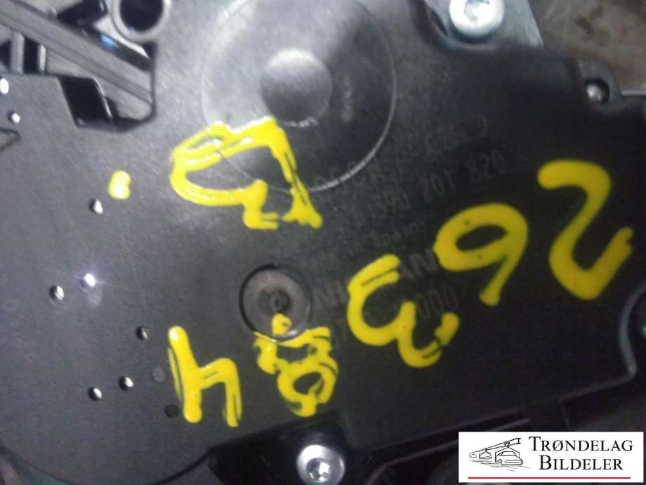 Viskermotor bakrute til Nissan Qashqai 2010-2014 (Type I, Fase 2)  (BOSCH|0 390 201 820|)