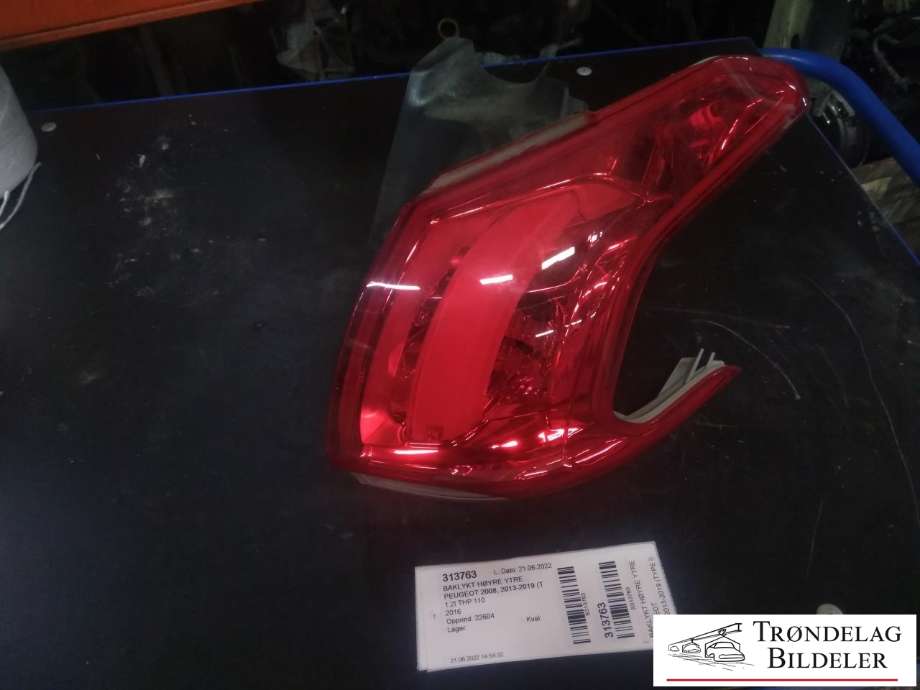 Baklykt høyre ytre til Peugeot 2008, 2013-2019 (Type I)  (9678074380)