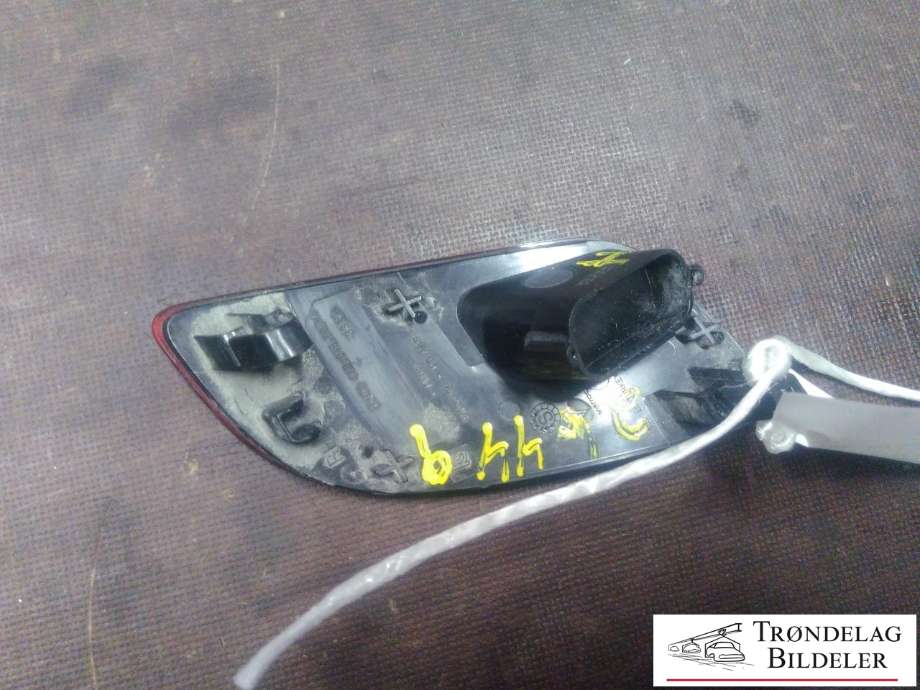 Refleksplate til VW ID.4 2020-->>  (11B945702A|3323|)