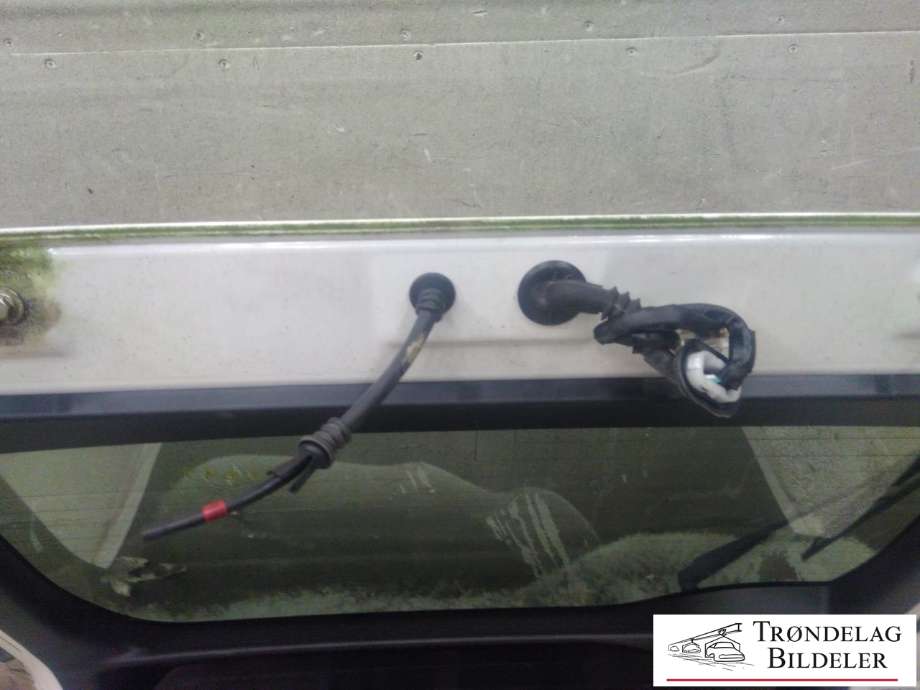 Bakluke til Toyota Prius 2009-2016 (Type III) (COMBI) (COMBI) (67005-47240|)