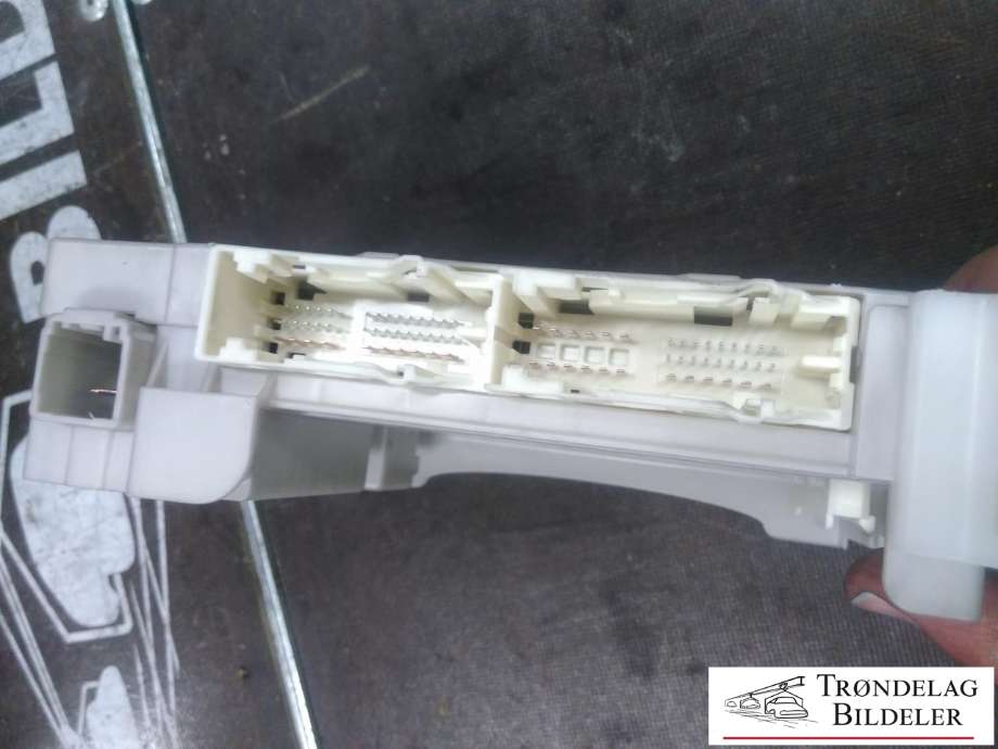 Styreenhet diverse til Lexus RX 2009-2015 (Type III) (AL10) (AL10) (9C17-0226|82730-48J20|)