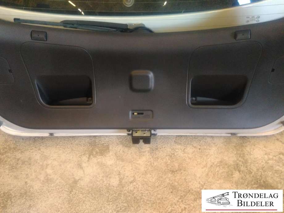 Bakluke til Hyundai i30 2012-2017 (Type II)  (73700-A5000|73700-A6000|)