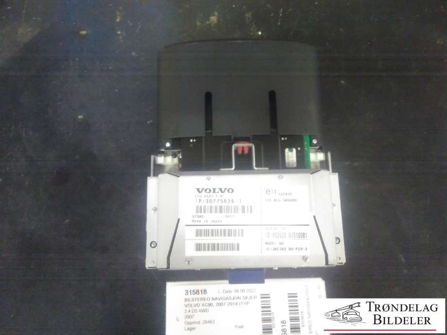 Bilstereo navigasjon skjerm til Volvo XC90 2007-2014 (Type I, Fase 2) (VOLVO|30775626-1|V03620 61510081|)