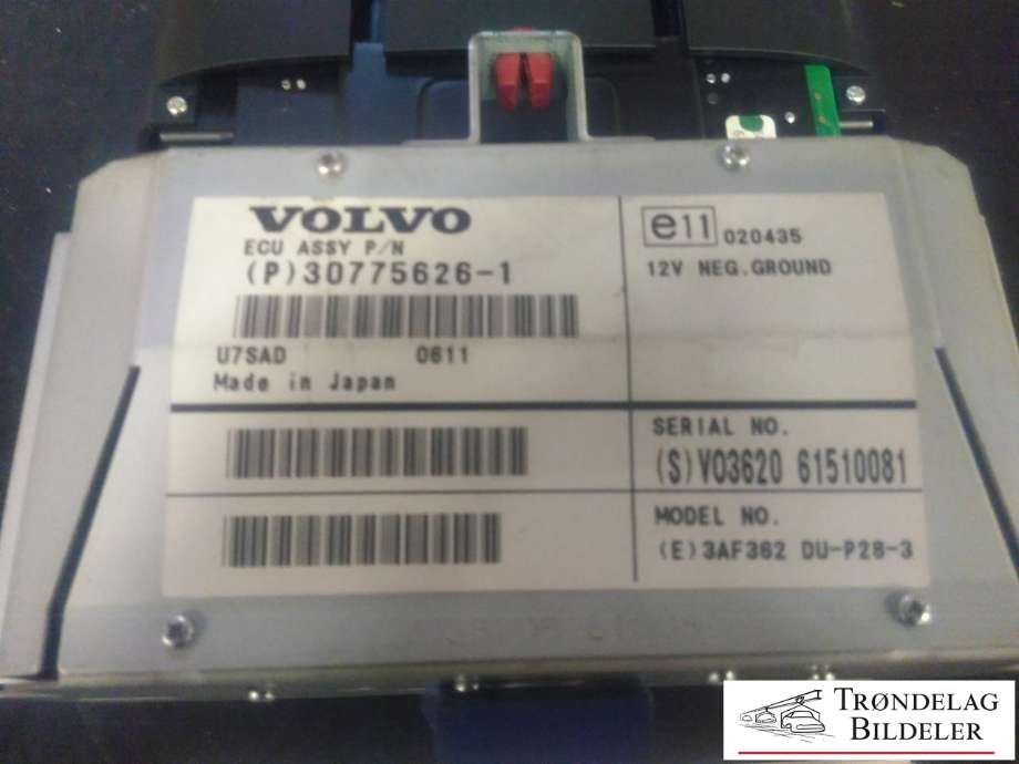 Bilstereo navigasjon skjerm til Volvo XC90 2007-2014 (Type I, Fase 2) (VOLVO|30775626-1|V03620 61510081|)