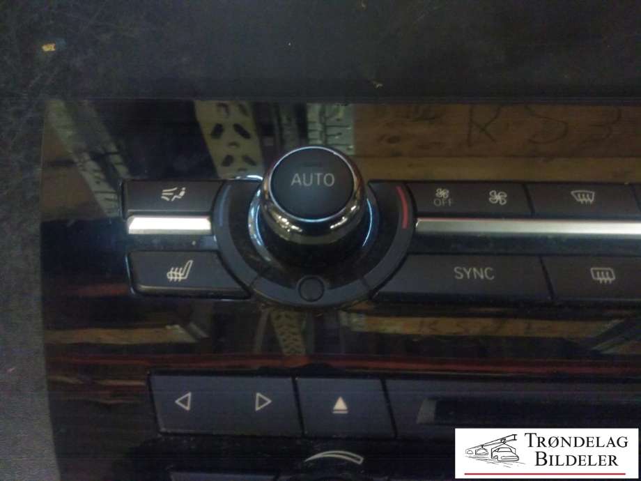 Varmeapparat betjening til BMW X5 2013-2018 (F15) (F15) (BMW|9390467-01|90025-725|15B148MP0830)