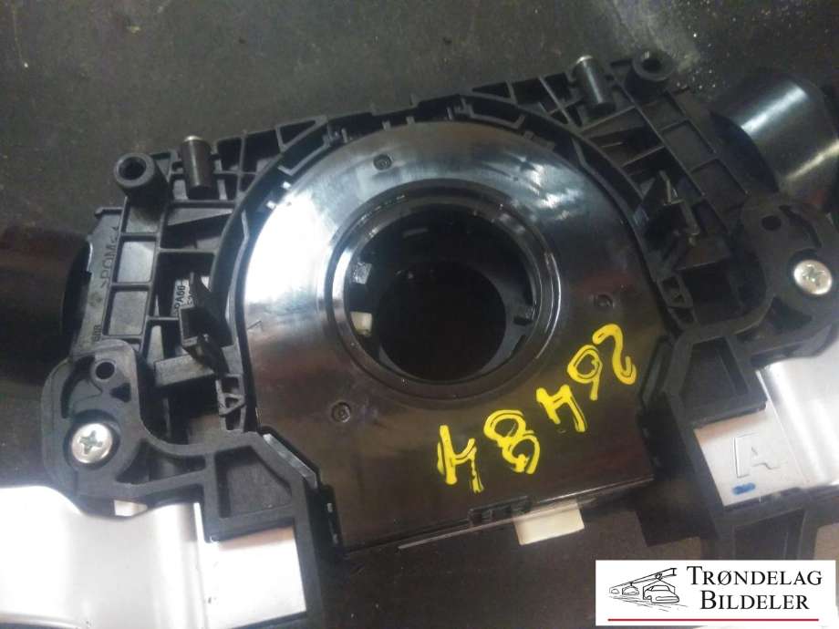 Bryter combi til Mitsubishi Outlander 2015-->> (Type III, Fase 2) (40101506110190|)