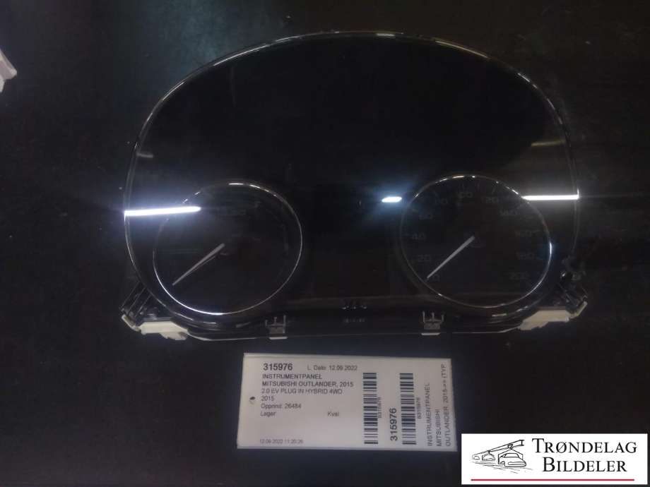 Instrumentpanel til Mitsubishi Outlander, 2015-->> (Type III, Fase 2)  (8100C455)