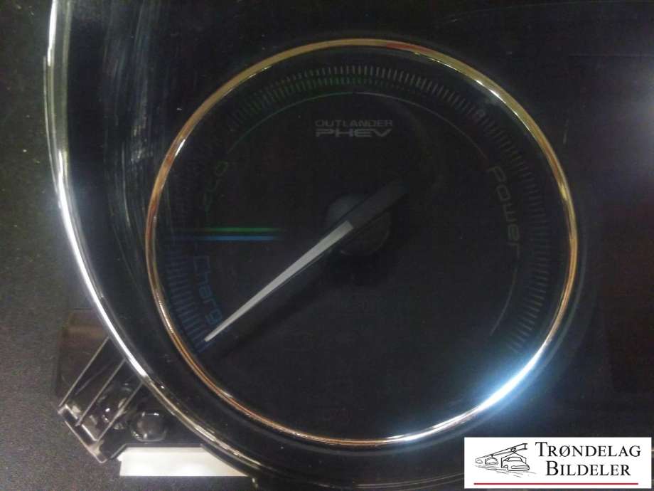 Instrumentpanel til Mitsubishi Outlander 2015-->> (Type III, Fase 2)  (8100C455|MM0059-252|07058380418239)