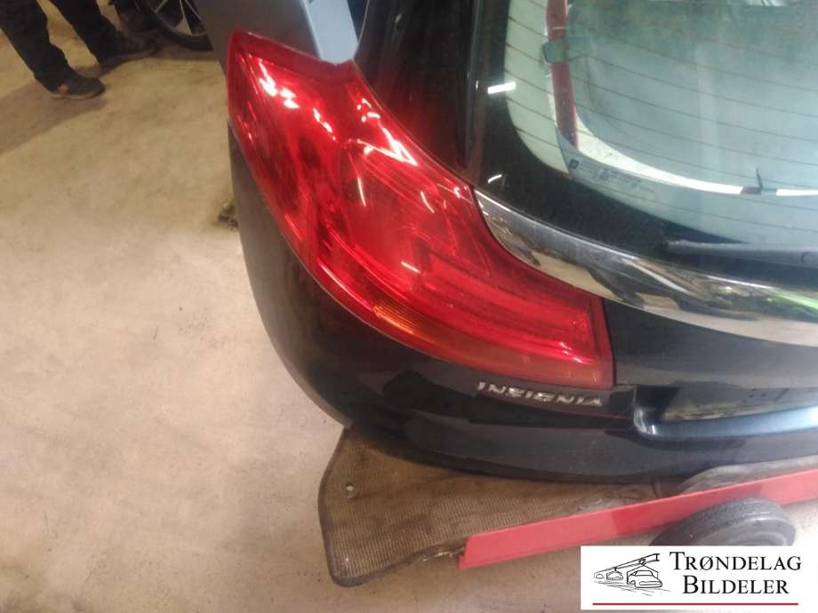 Bakluke til Opel Insignia A 2009-2014 (13324863|22737643|)
