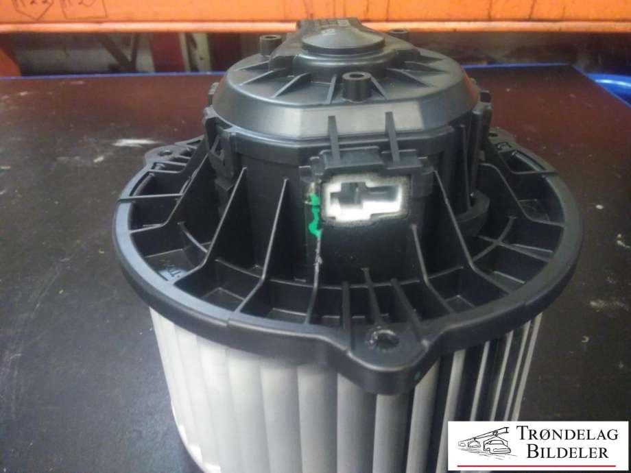 Varmeapparat motor til Kia Optima 2014-2017  (BOSCH|F00S 3B2 491|141121|)