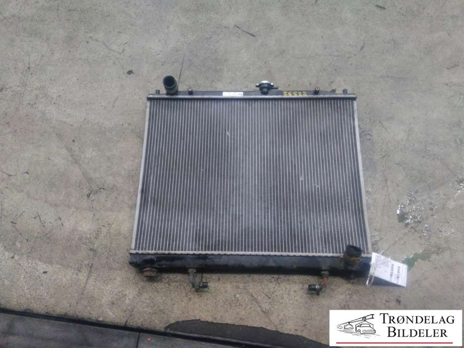 Radiator (automat gir) til Mitsubishi Pajero, 2007-2016 (Type IV, Fase 1)  