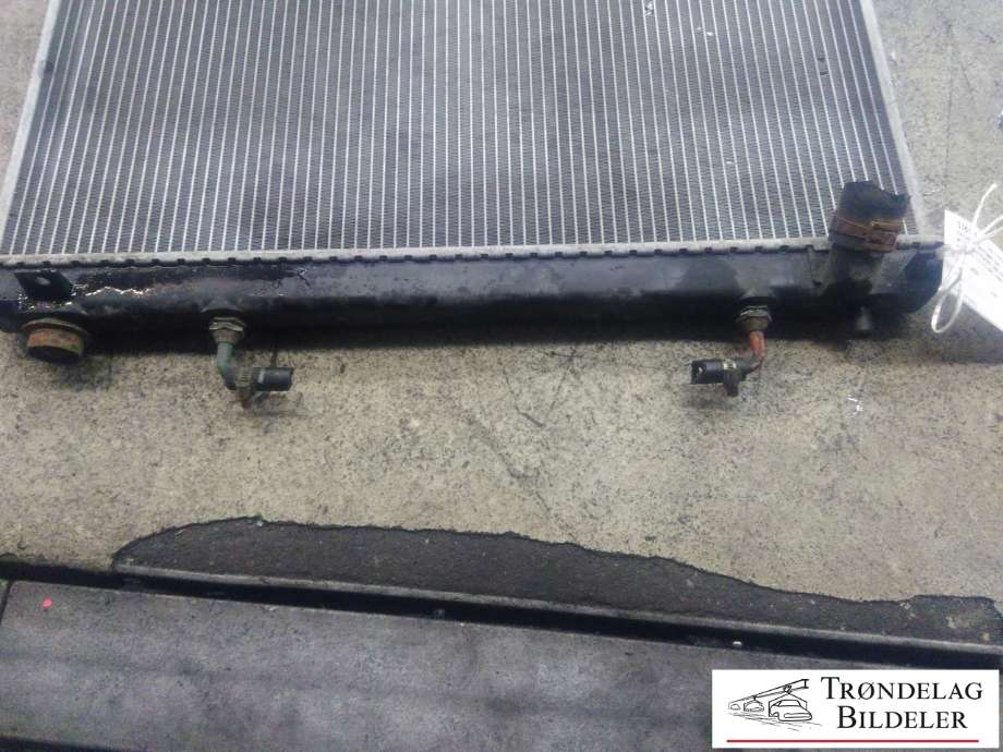 Radiator (automat gir) til Mitsubishi Pajero 2007-2016 (Type IV, Fase 1)  