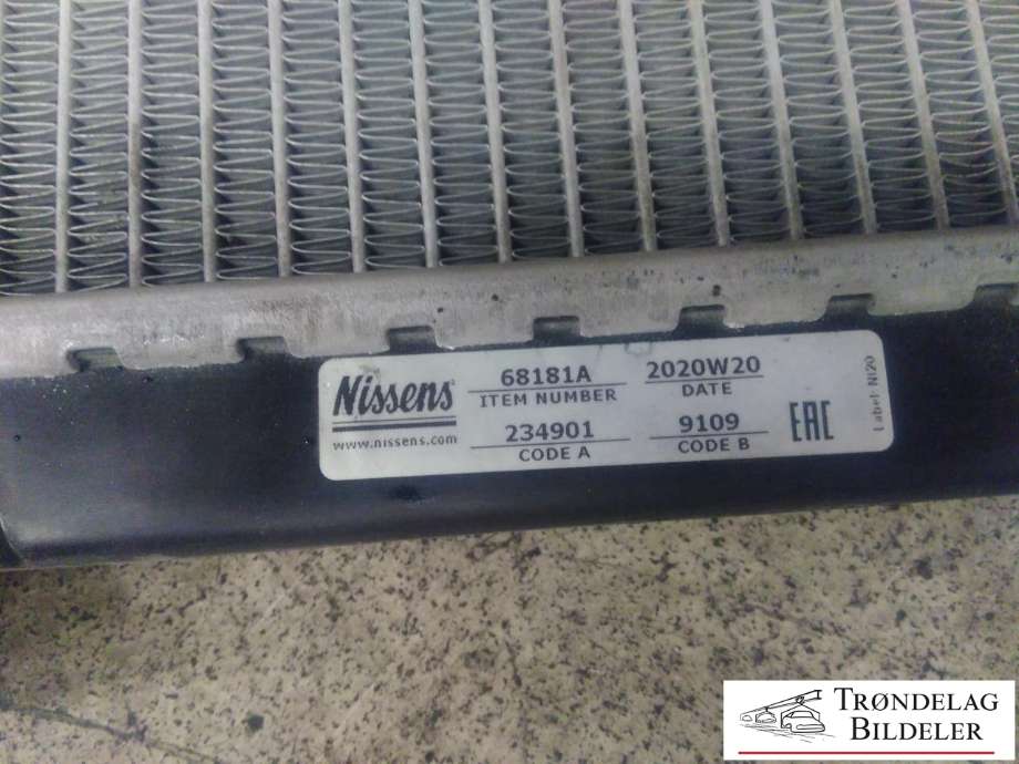 Radiator (automat gir) til Mitsubishi Pajero 2007-2016 (Type IV, Fase 1)  
