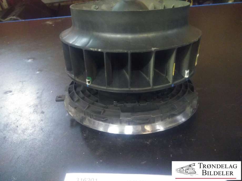 Varmeapparat motor til Mercedes E-Klasse 2016-2023 (W213) (W213) (BOSCH|0 130 309 004|T53959B-A|)