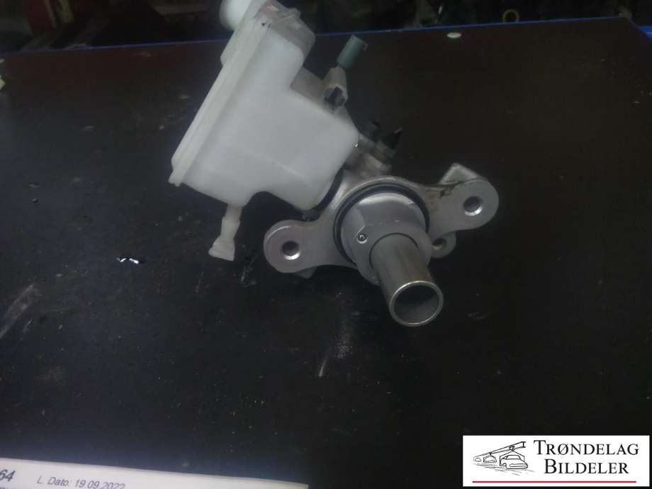 Bremsepumpe hoved til Mercedes GLA 2014-2020 (X156) (X156) (TRW|A 246 430 02 02|)