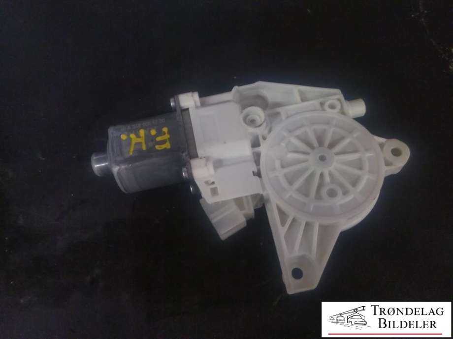 Ruteheis, kun motor, høyre foran til Mercedes GLA 2014-2020 (X156) (X156) (A 246 906 52 00|)