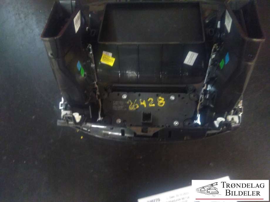 Bilstereo navigasjon betjeningspanel til Ford Focus 2014-2018 (Type III, Fase 2) (FORD|F1ET18K811H|17013771-01|)