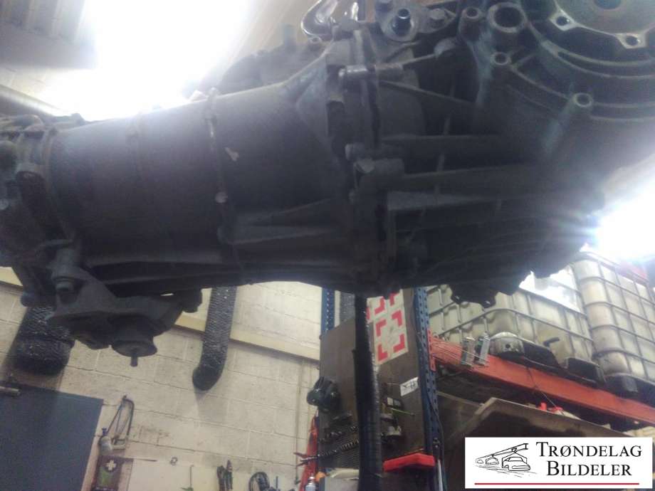 Girkasse manuell 6-trinn til Audi A4 2007-2014 (Type IV) (B8) (B8) (LLM|0B1 300 027 L|0B1 300 027 LX)