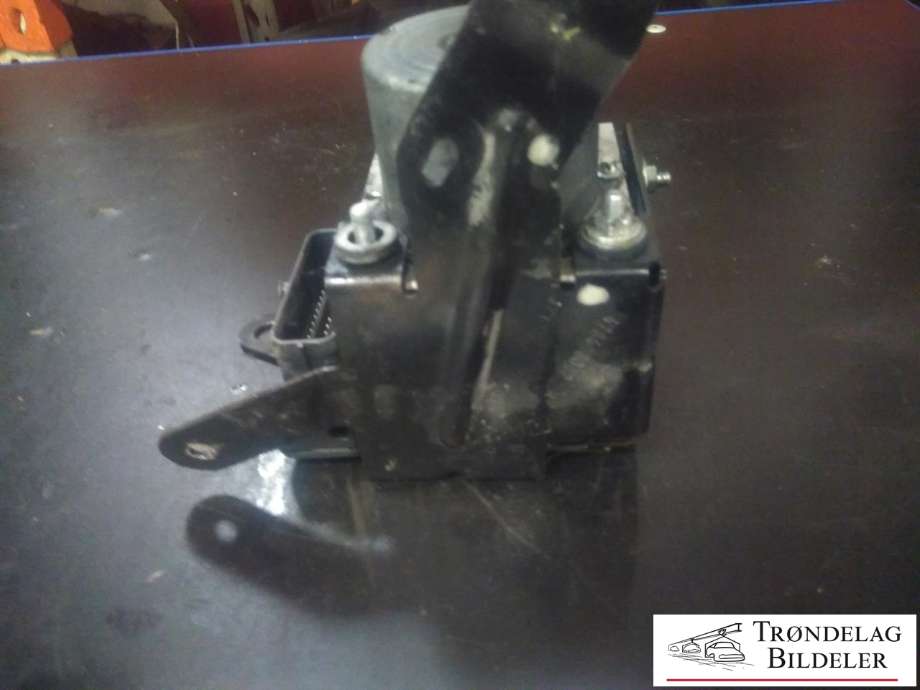 ABS sentral til Mercedes Citan 2012-2021 (W415) (W415) (A 415 900 67 03|A 415 900 68 03|)