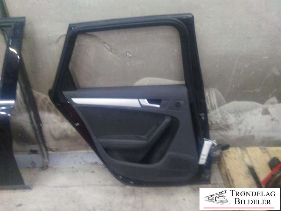 Dør venstre bak til Audi A4 2007-2014 (Type IV) (B8) (B8) (8K9 833 051 D|)