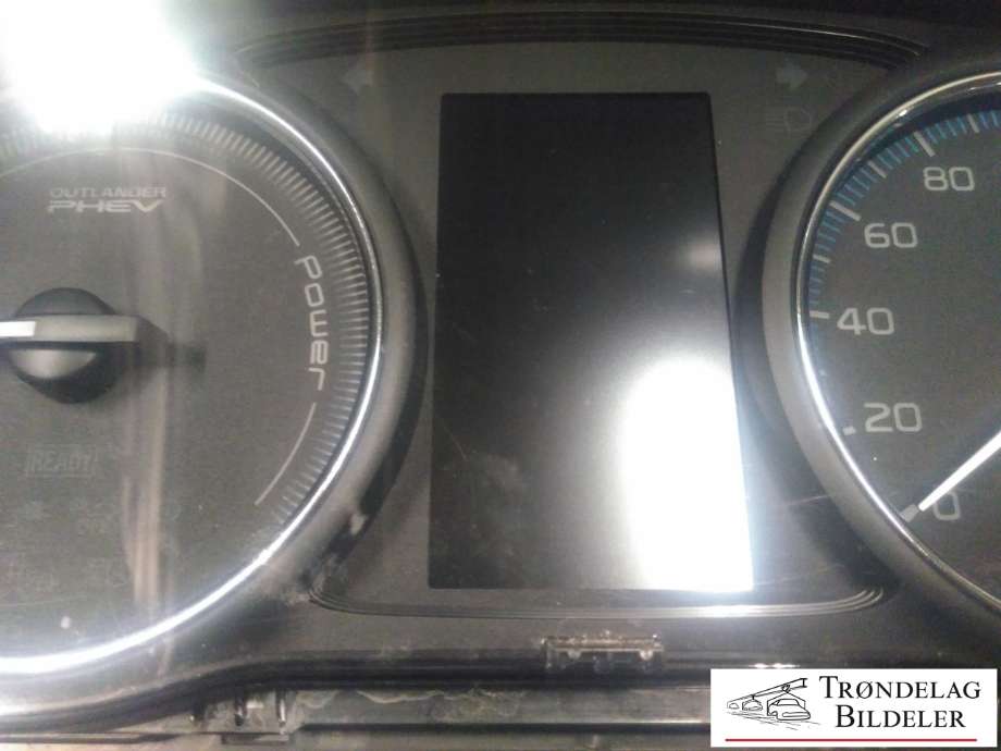 Instrumentpanel til Mitsubishi Outlander 2015-->> (Type III, Fase 2)  (8100C455|0T34539|)