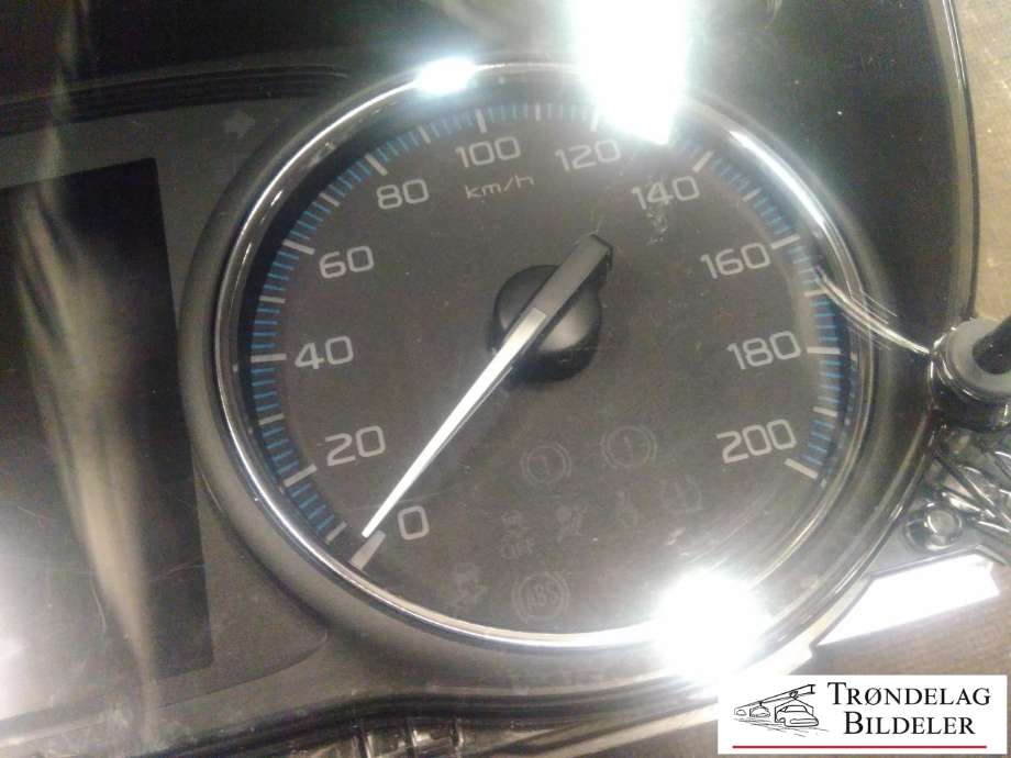 Instrumentpanel til Mitsubishi Outlander 2015-->> (Type III, Fase 2)  (8100C455|0T34539|)