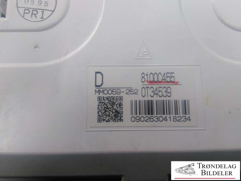 Instrumentpanel til Mitsubishi Outlander 2015-->> (Type III, Fase 2)  (8100C455|0T34539|)