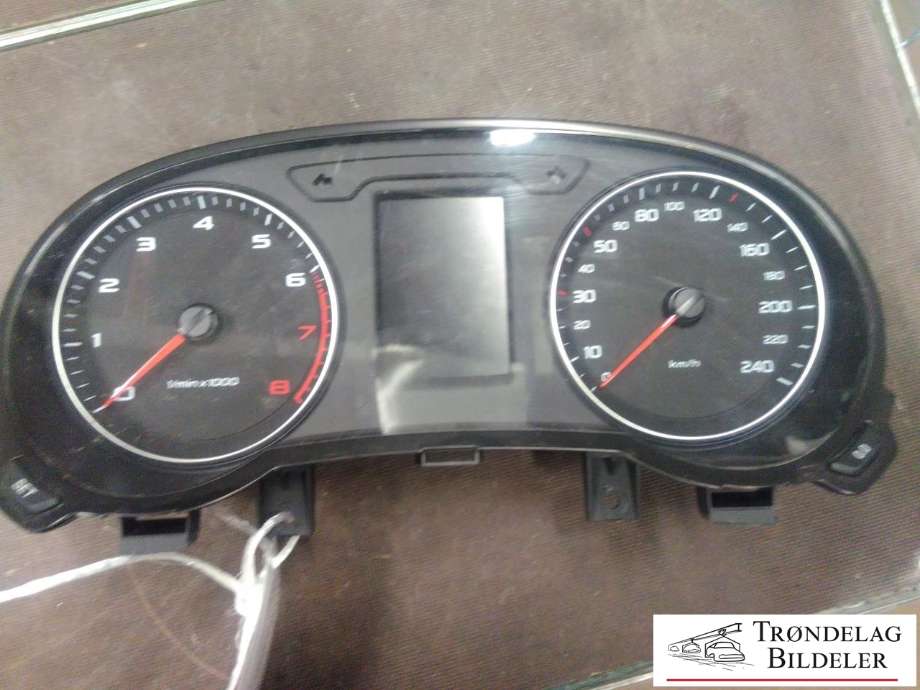 Instrumentpanel til Audi A1, 2010-2014 (Type I, Fase 1)  