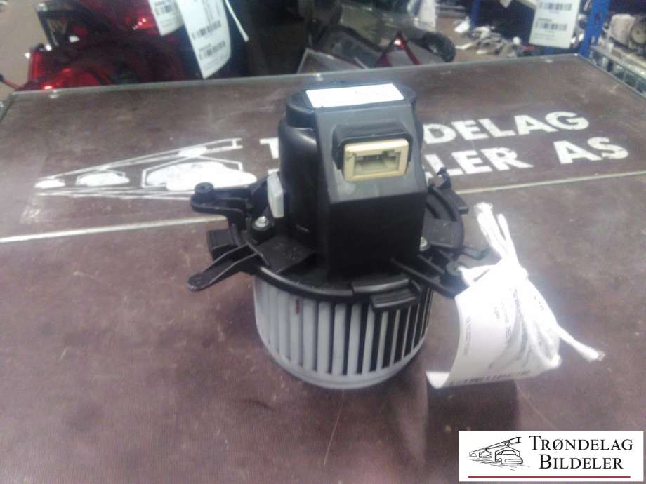 Varmeapparat motor til Peugeot 3008 2016-->> (Type II) (DNESO|5P1300000|)