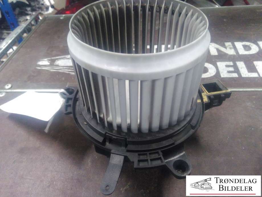 Varmeapparat motor til Peugeot 3008 2016-->> (Type II) (DNESO|5P1300000|)