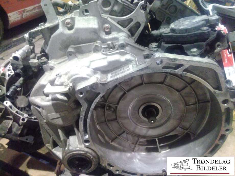 Motor elbil foran til Mitsubishi Outlander 2015-->> (Type III, Fase 2)  (F1EKA1A1Z|31087714|4B11|S61|Y61KOMPLETT MOTOR MED GIRBOKS SOM PÅ BILDER.)