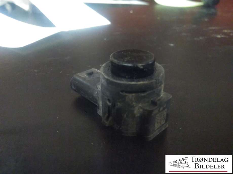 Parkeringssensor foran til Peugeot 3008 2016-->> (Type II) (9827917377|026305342|)