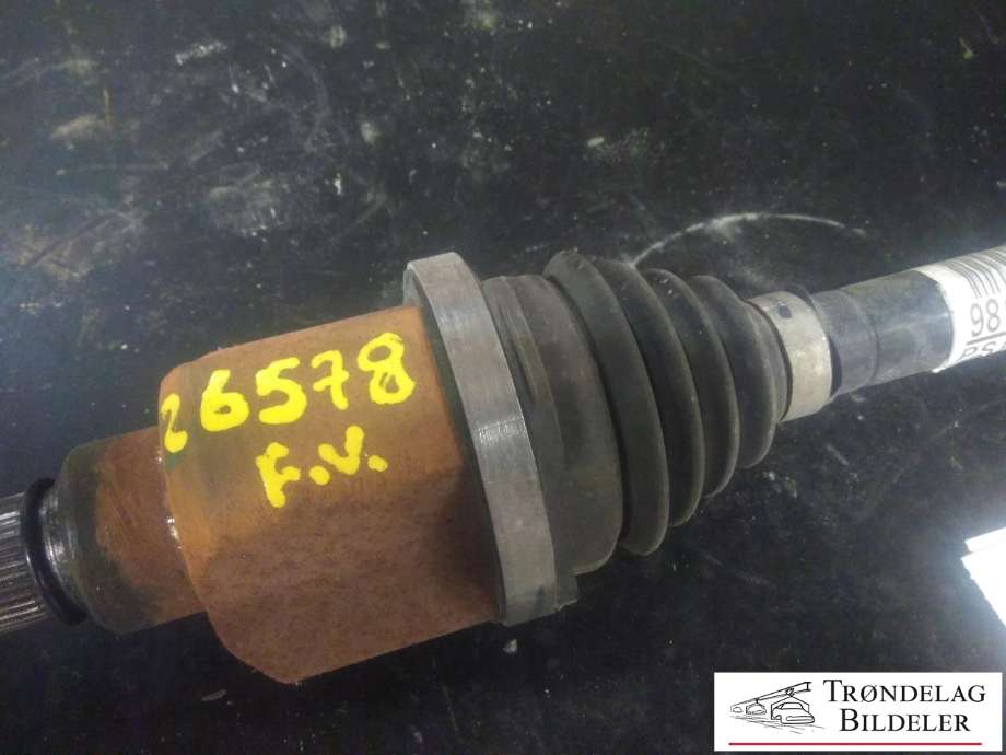 Drivaksel venstre foran, diesel/automat til Peugeot 3008 2016-->> (Type II)  (98 087 714 80|)