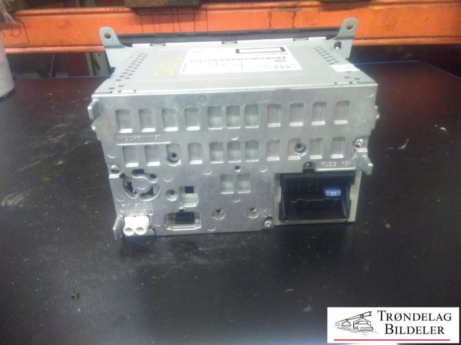 Bilstereo til Audi Q5 2008-2012 (Type I, Fase 1) (PANASONIC|8T1 035 186P|CQ-JA1970G|)